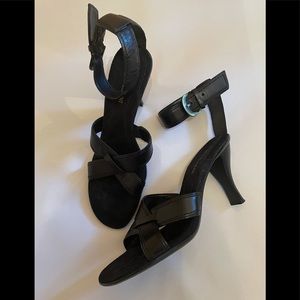ENZO ANGIOLINI Black Leather Heels Sandal